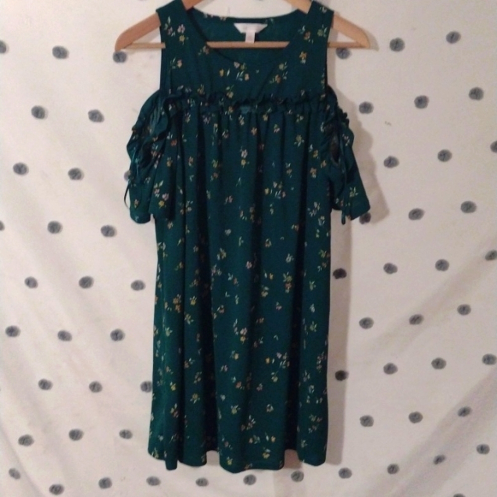 LC Lauren Conrad | Ruffle Cold-Shoulder Dress M